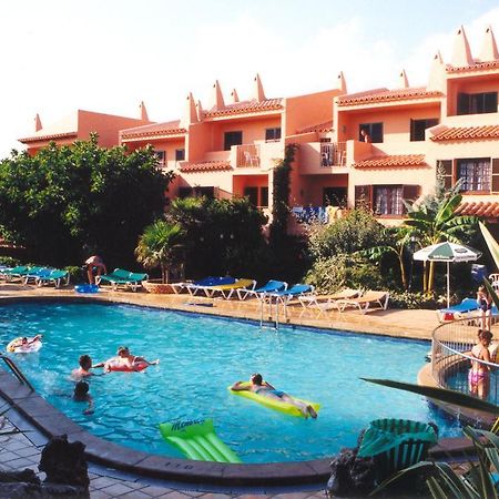 Отель Bahia Park Cala En Porter  Удобства фото