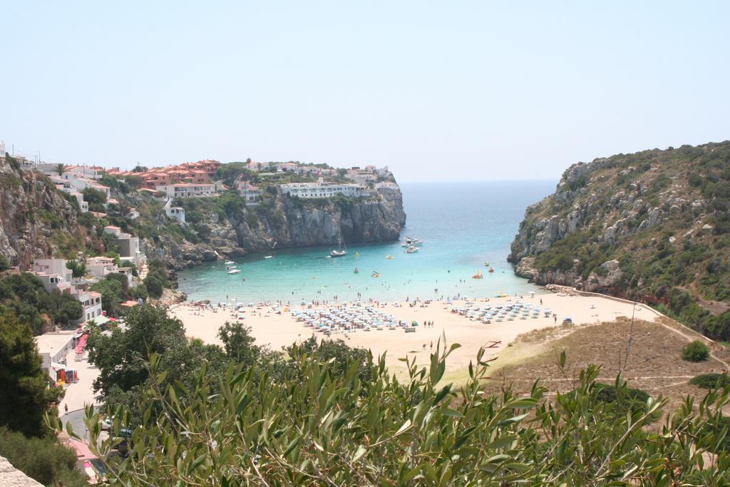Отель Bahia Park Cala En Porter  Экстерьер фото